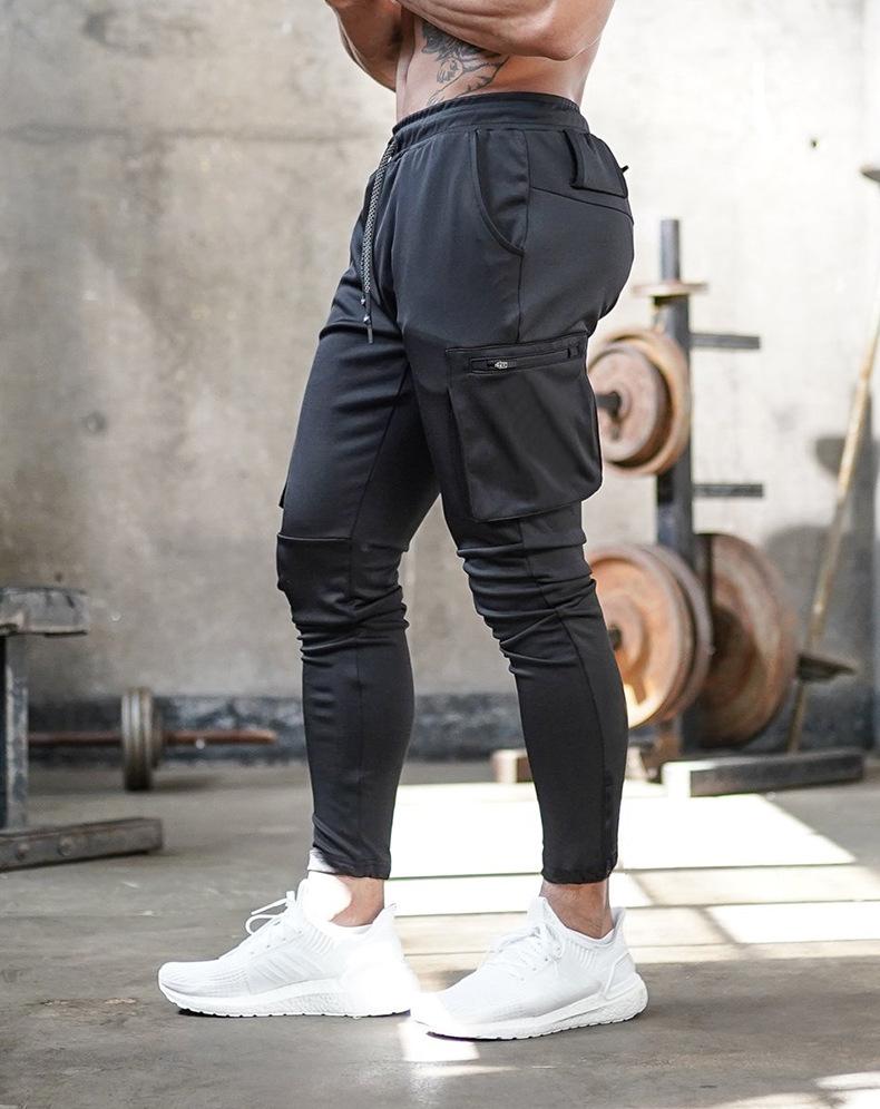 Breathable men's joggers – stretchy fabric, moisture-wicking, for workouts and casual wear 9