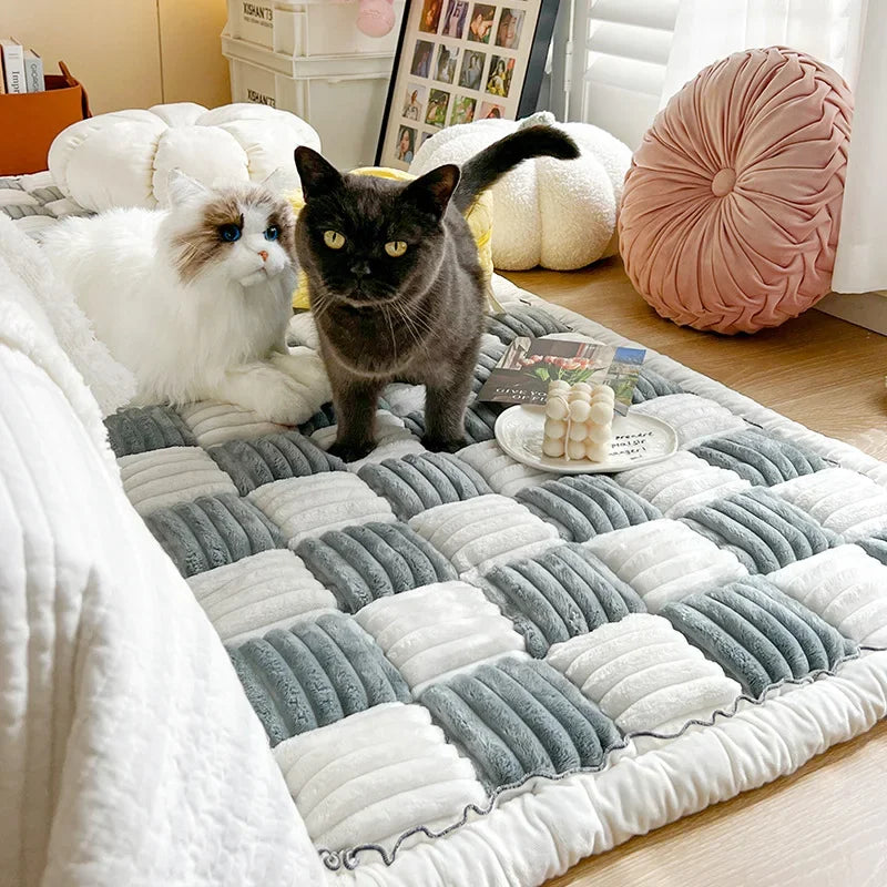 Garden Protective Couch Cover Thicken Plush Sofa Mat Anti-Slip Washable for Pets