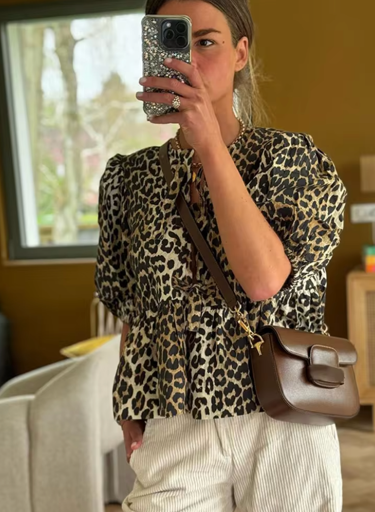 Variant image for Striped Puff Sleeve Women's Top - Elegant Casual Blouse for Women, Comfortable Fit and Versatile Design-16