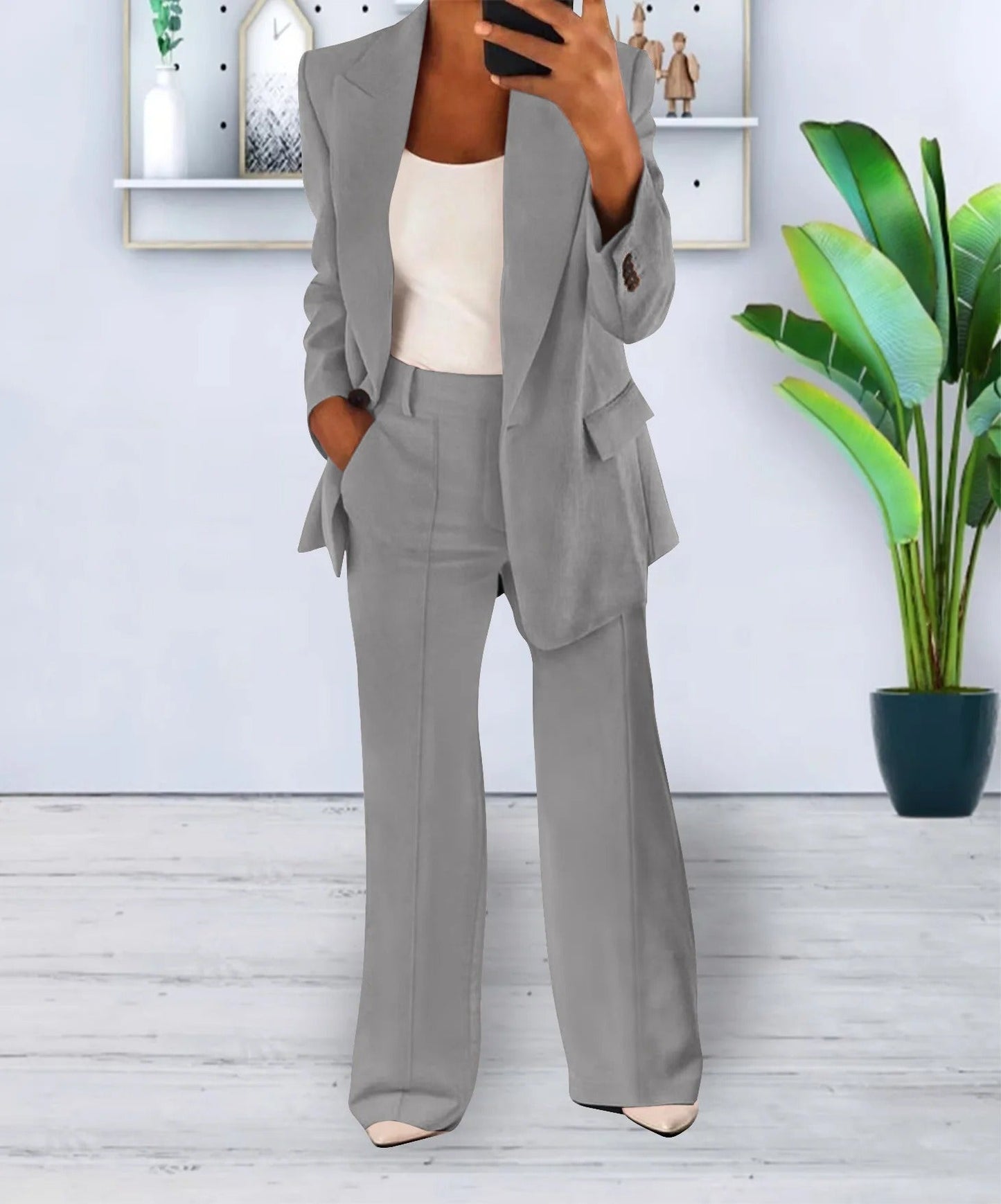 Versatile women's suit – oversized blazer and straight-leg trousers, stretchy polyester, for work or casual outings 6