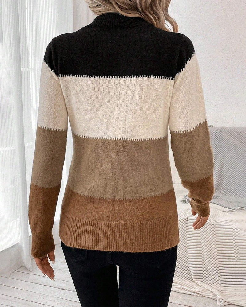 Blød og flatterende damesweater – rundhalset colorblock strik