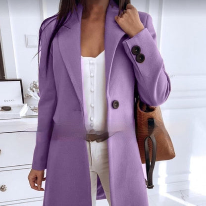 Figursydd klassisk damkappa i ull - långsmal passform i ull