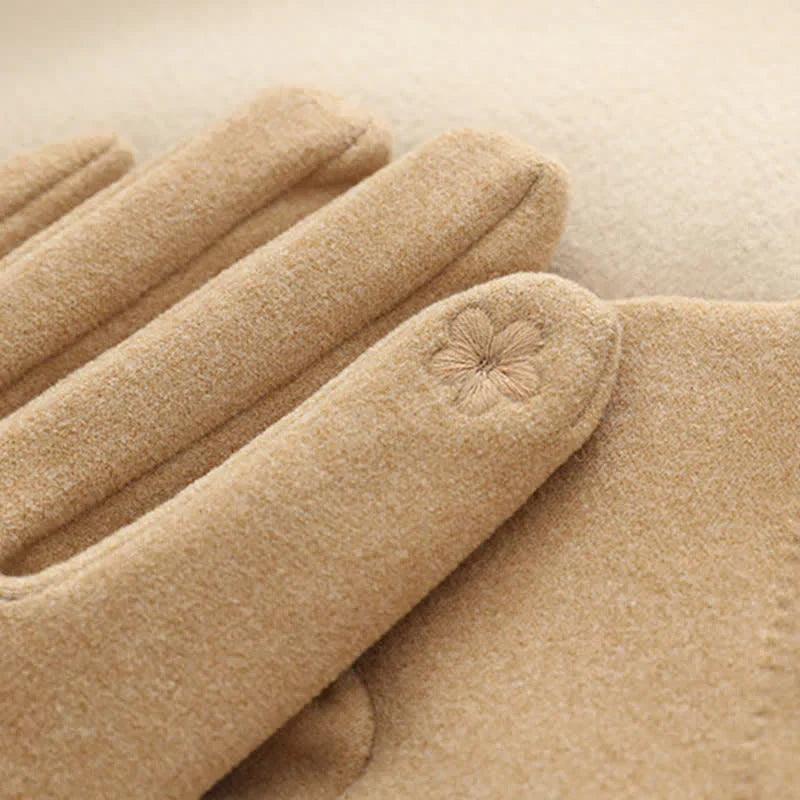 Windproof Women’s Buckle Gloves - Refined Wool Blend, City