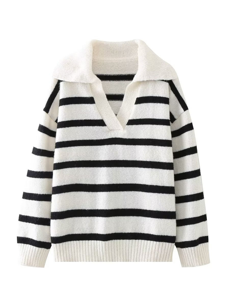 Warm Relaxed Women’s Striped Knitted Sweater - V Neck