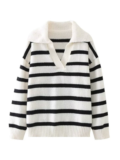 Warm Relaxed Women’s Striped Knitted Sweater - V Neck