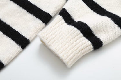 Warm Relaxed Women’s Striped Knitted Sweater - V Neck