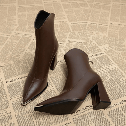 Unterstützende Damen-Stiefeletten - Spitz zulaufende Zehen, Kunstleder