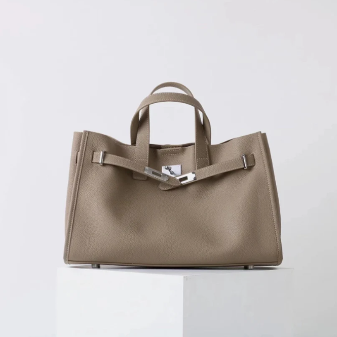 Zachte & Gestructureerde Dames Crossbody Tas - Top-Handle Silhouet, Korrelige Koeienhuid Leer, Voor Dagelijks Stedelijk Gebruik