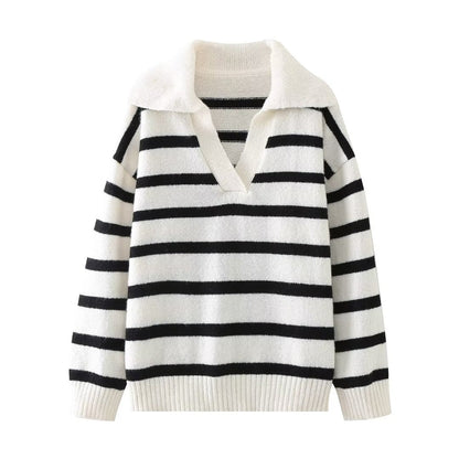 Warm Relaxed Women’s Striped Knitted Sweater - V Neck