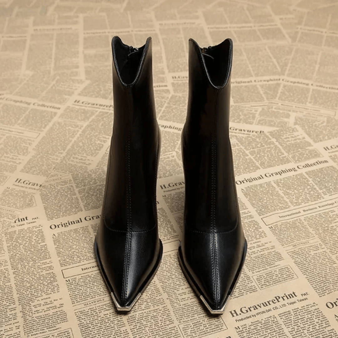 Unterstützende Damen-Stiefeletten - Spitz zulaufende Zehen, Kunstleder