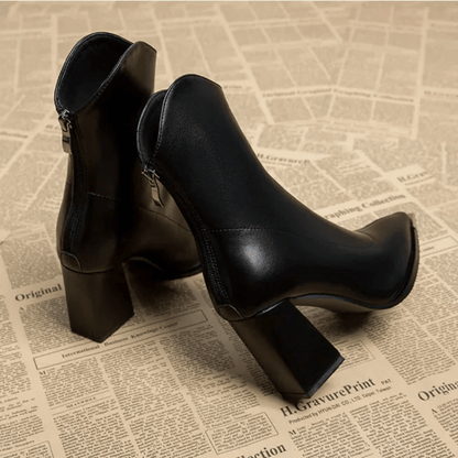 Unterstützende Damen-Stiefeletten - Spitz zulaufende Zehen, Kunstleder