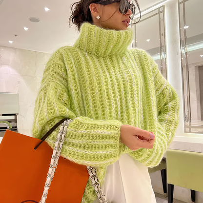 Oversized dame rullekrave sweater - kabelstrik, blød
