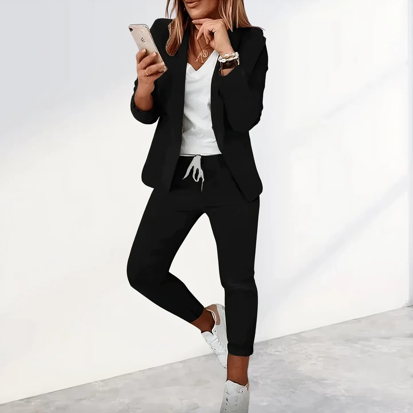 Bequeme Damen Blazer- und Jogginghosen-Kombination – lässiger Schnitt, atmungsaktive Stoffmischung, für Business Casual 3
