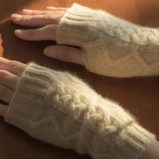 Cozy Women's Fingerless Gloves - Cable Cashmere, Winter