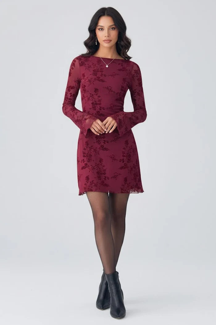 Figurbetontes Damenkleid – hohe Taille, langärmliges strukturiertes Muster, Polyester, für Partys