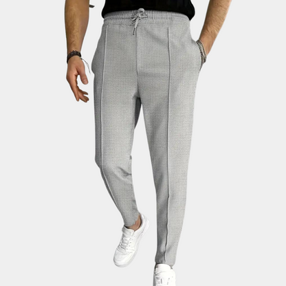 Breathable men's joggers with drawstring – flexible fit, lightweight material, for casual wear 3