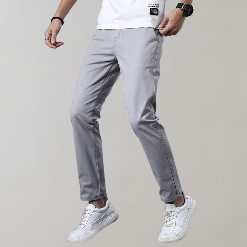 Breathable men's khaki pants – flexible fit, lightweight cotton, for casual summer wear 4