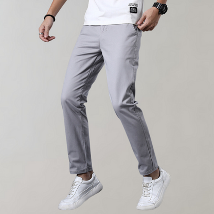 Breathable men's khaki pants – flexible fit, lightweight cotton, for casual summer wear 4