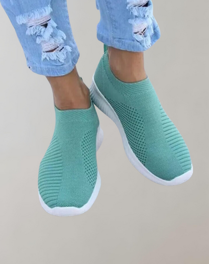 Breathable women's sneakers – lightweight mesh upper, for active lifestyle 4