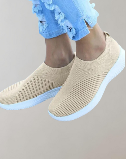 Breathable women's sneakers – lightweight mesh upper, for active lifestyle 5