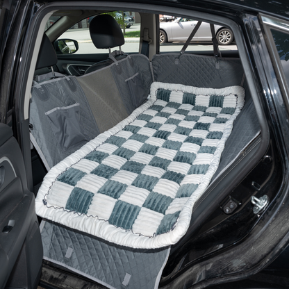 Copertura per Seggiolino Auto Amaca Impermeabile Protettore con Tasche Portaoggetti e Finestra in Rete per Auto e Camion Regalo Autunno 2025