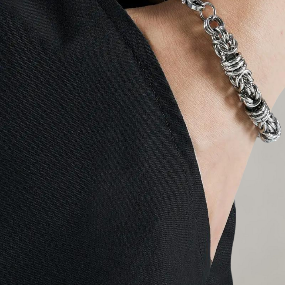 Flexible men's cargo pants – drawstring design, breathable polyester, for casual wear 2