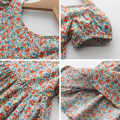 Leichtes und schmeichelhaftes Mädchenkleid – Floraler Schmetterlingsdruck, knielang, ärmellos, Taillengürtel, Freizeitkleidung
