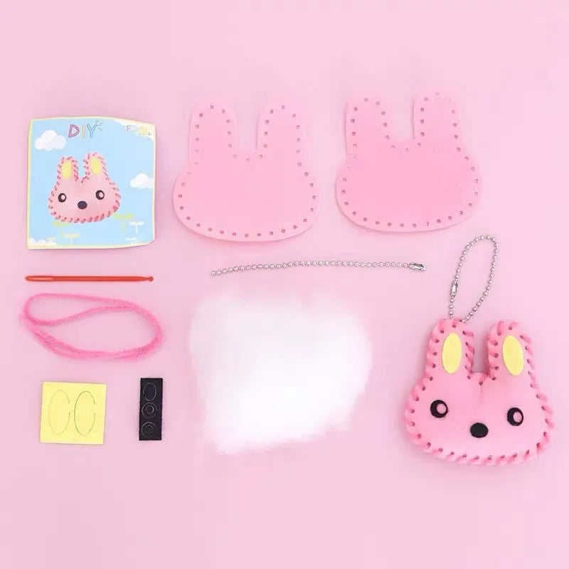 DIY Handmade Pink Keychain Craft Kits - Non-Woven Fabric Toy Ornaments for Kids, Creative Arts & Crafts Fun