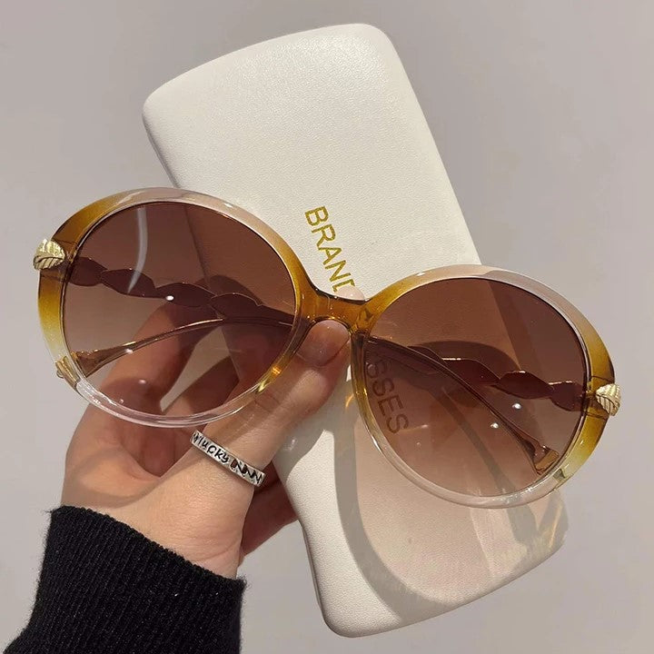 Leichte Damen Sonnenbrille – runde Form, farbverlaufende Gläser, UV400-Schutz, für den Sommer 2