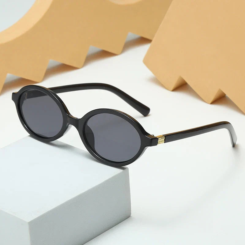 Leichtgewichtige Damen Sonnenbrille – ovales Leopardenmuster, UV-Schutz, für sommerliche Outfits 1