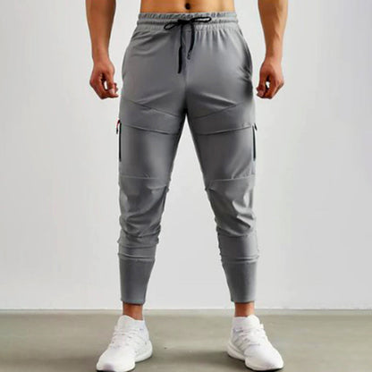 Lightweight men's jogger pants – sleek fit, breathable fabric, for casual outings 2