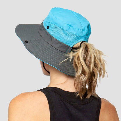 Lightweight women's sun hat – wide brim design, UV protection, for beach and outdoor activities 1