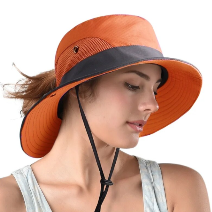 Lightweight women's sun hat – wide brim design, UV protection, for beach and outdoor activities 2