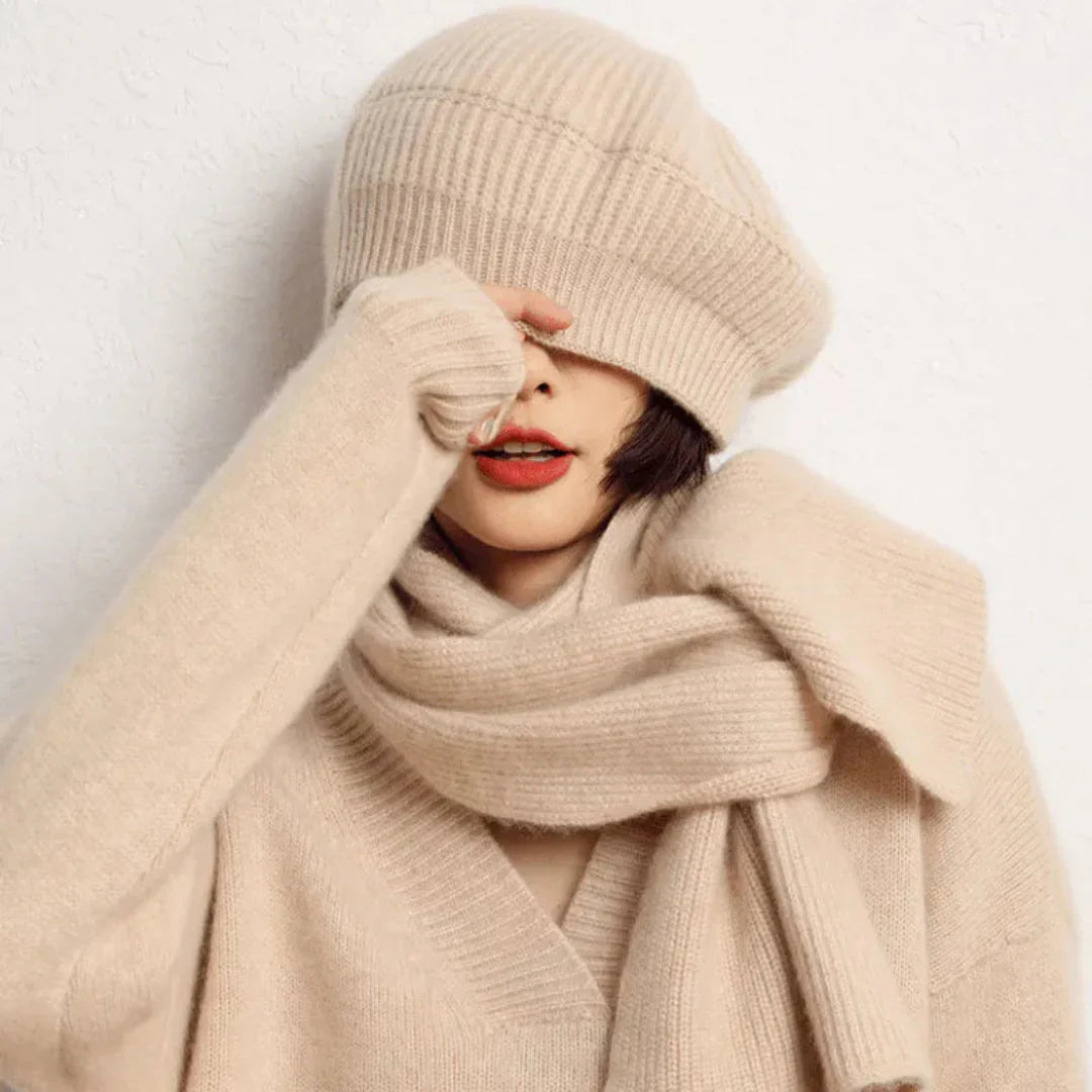 Soft Women’s Cashmere Beret – Ribbed Foldover Band, Winter