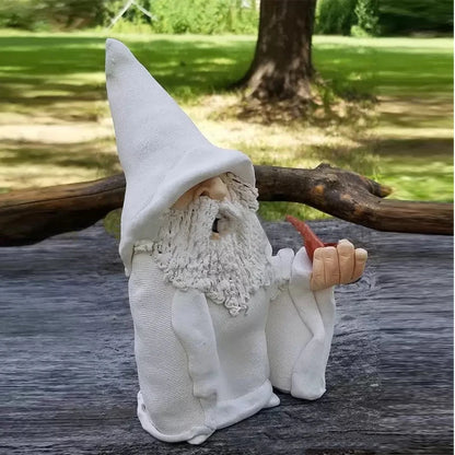 Statua gnomo da giardino in resina figura provocatoria con dito medio decorazione esterna virale TikTok regalo autunno 2026