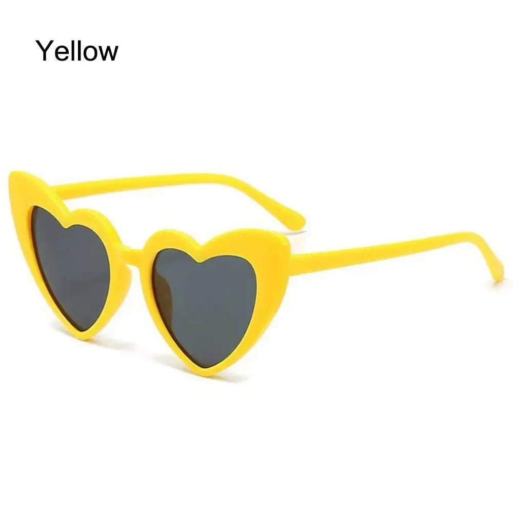 Kids Heart Sunglasses Plastic Frame Heart Shaped Summer 2026 Trend Durable Polycarbonate Lenses Outdoor Play