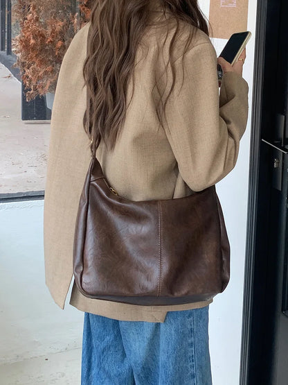 Zachte veelzijdige dames hobo tas - slouchy, nep leer
