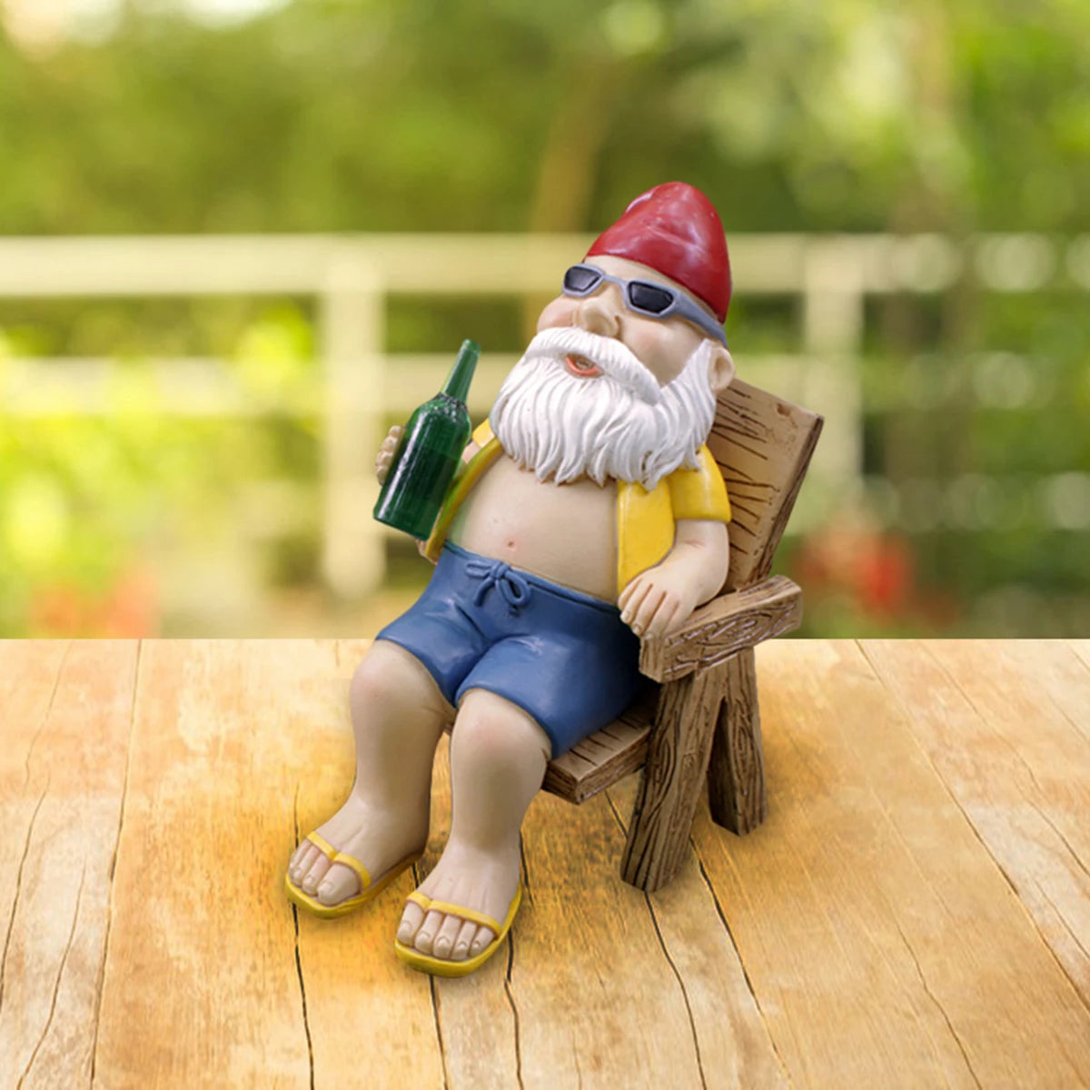 Statua gnomo da giardino che prende il sole figura nano decorazione creativa scena esterna regalo estate 2026