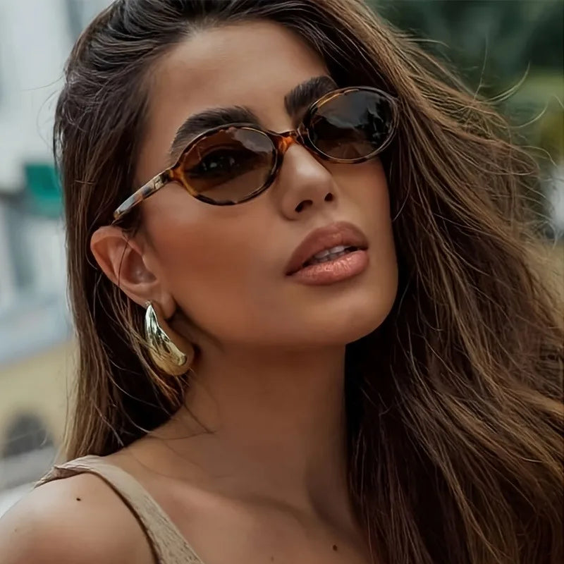 Retro unisex small oval sunglasses – mirror lens, resin frame, casual beach & daily accessory