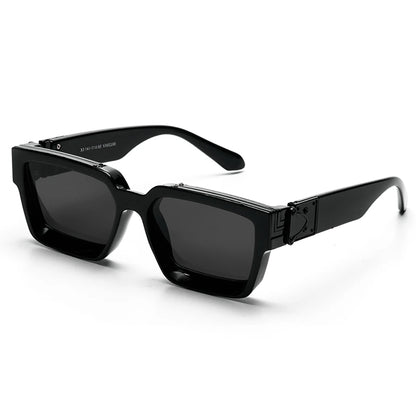 Sunglasses Black Retro Square Shades Luxury Fashion Eyewear Fall 2026 Trend Gift Idea