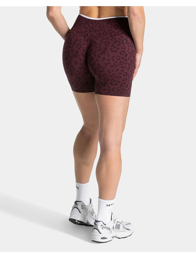 Stretchy women's seamless yoga shorts - high-waist hip-lifting, nylon blend, for gym and running