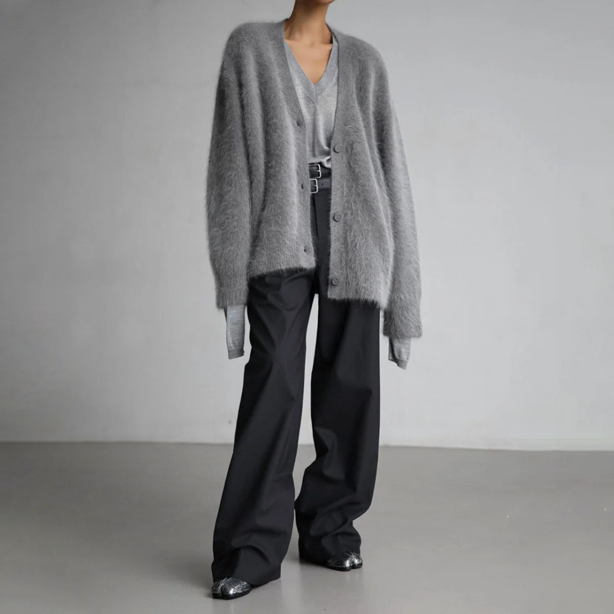 Weicher Gemütlicher Damen-Cardigan - Oversized V-Ausschnitt, Flauschiger Strick