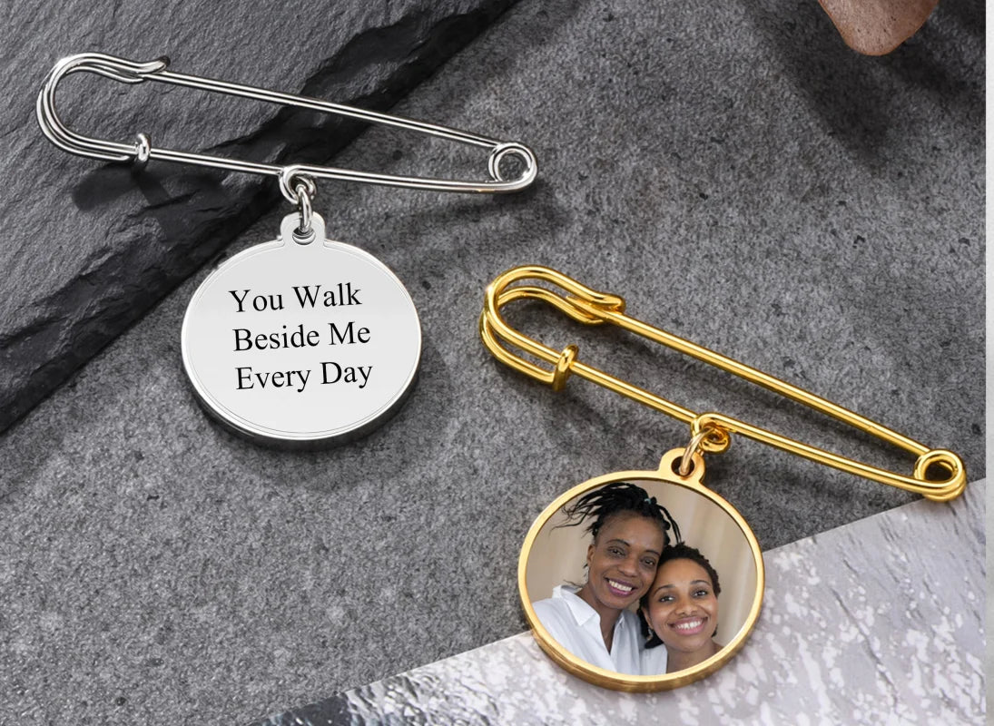 Custom Photo Brooch Pin - Personalized Memorial Picture Wedding Boutonniere Pendant, Zinc Alloy