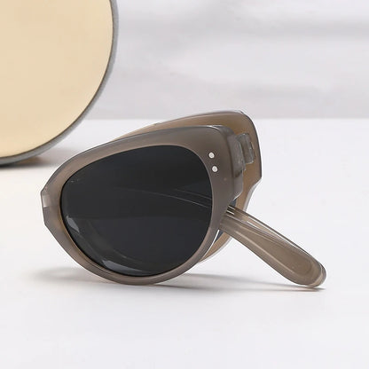 Cat eye solbriller, foldbare, smalt stel, efterår 2026, UV beskyttelse, modeaccessory