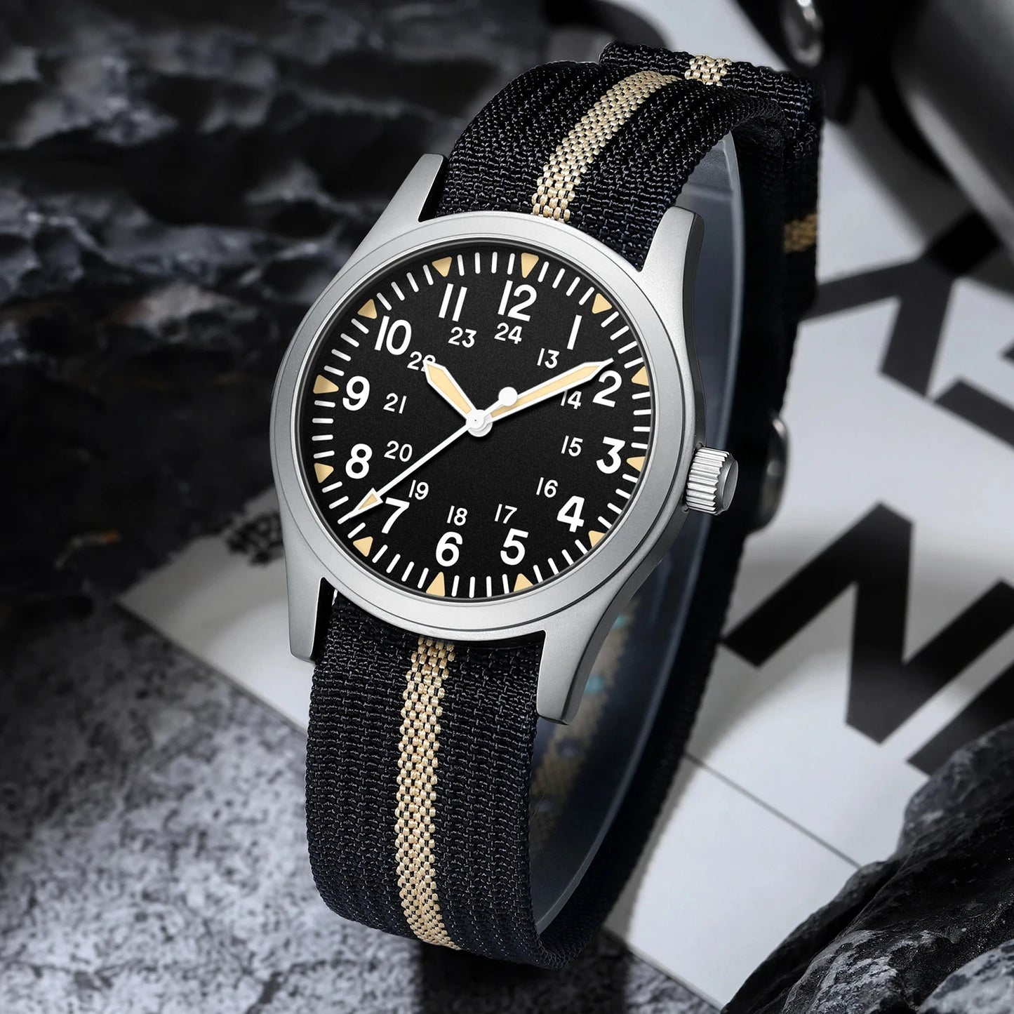 Militær Quartz Feltur 37mm Safir Efterår 2025