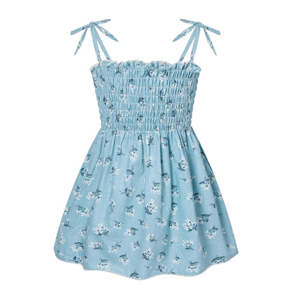 Soft girls' sundress - smocked bodice, daisy print, polyester, for casual summer outings