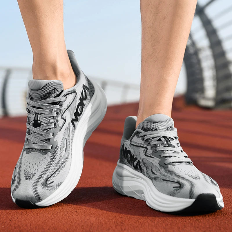 Breathable lightweight men's running shoe – flyknit upper, rubber outsole, spring autumn sport