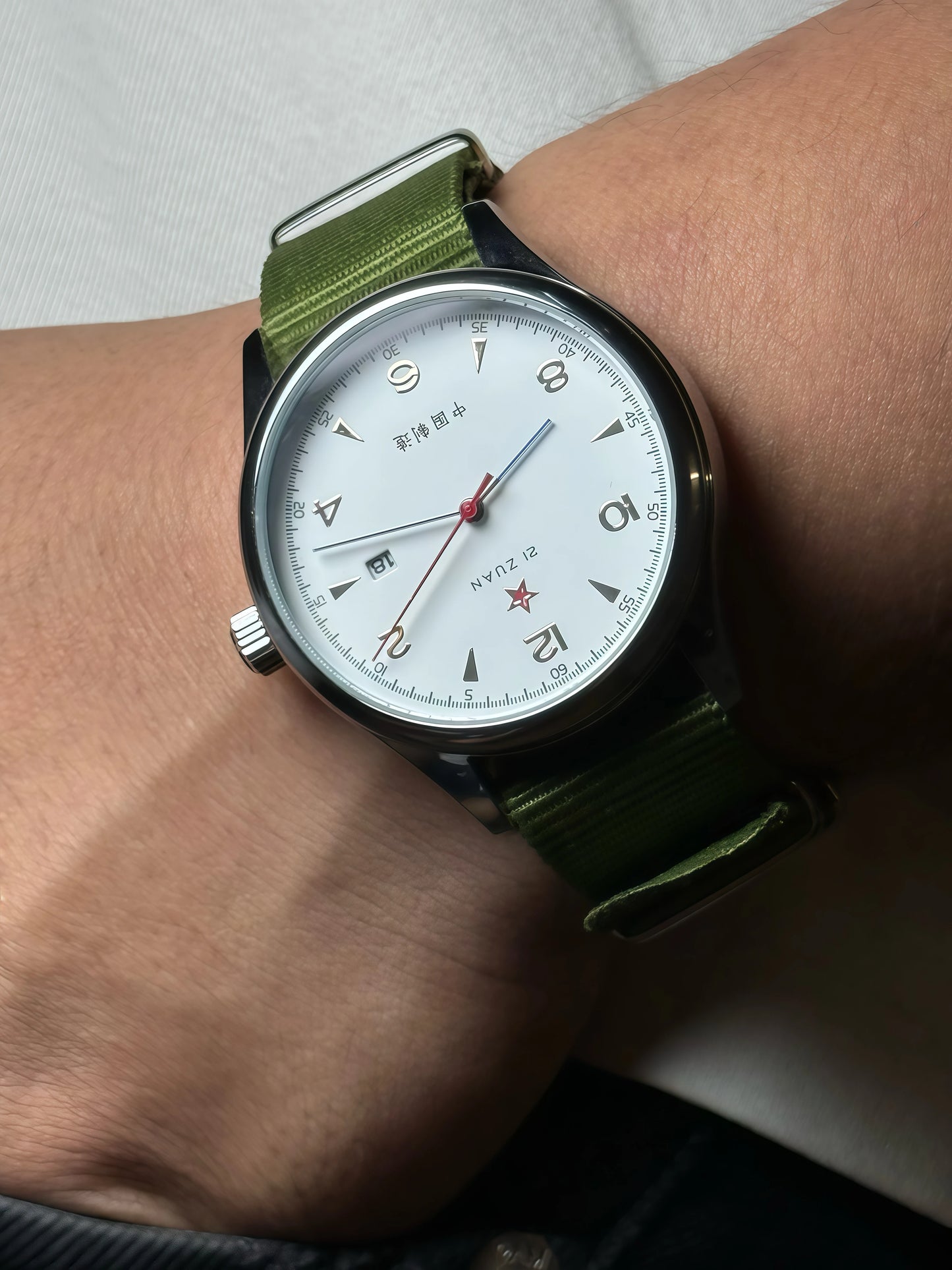 Pilot Watch 41mm Mesh Strap Stainless Steel Classic