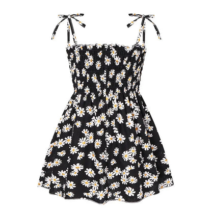 Soft girls' sundress - smocked bodice, daisy print, polyester, for casual summer outings
