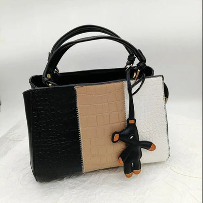 Björn nyckelring PU-läder mini väska charm söt gåva accessoar